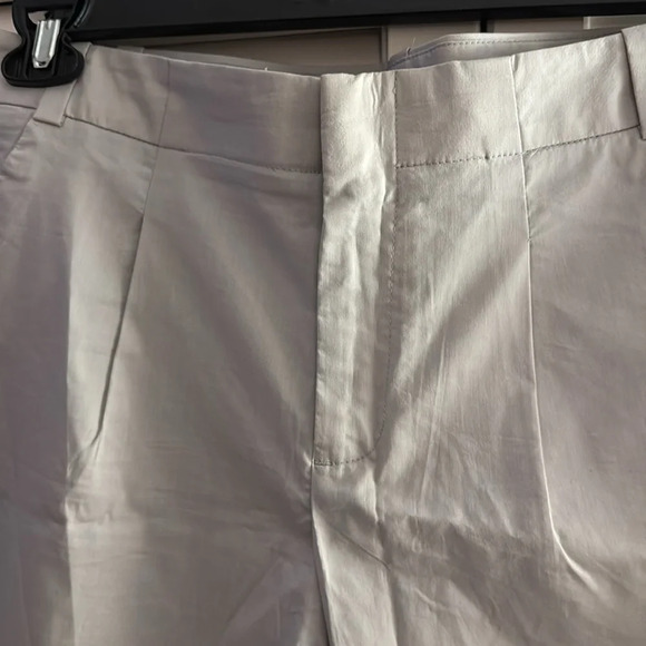 Gap Ankle Cropped Khaki NWOT pants Size 6 Cotton - Picture 4 of 6